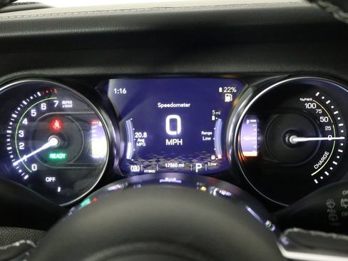 Used 2023 Jeep Wrangler Unlimited Sahara w/ Cold Weather Group AWD/4WD image 11