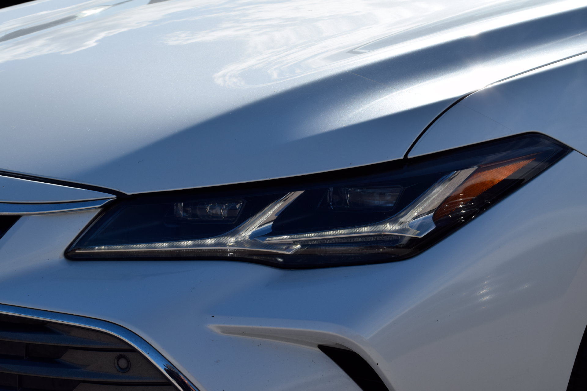 Used 2021 Toyota Avalon Limited w/ Advanced Safety Package FWD image 24
