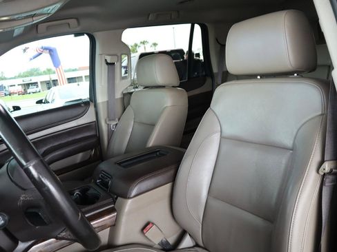 Used 2018 Chevrolet Tahoe LT RWD image 14