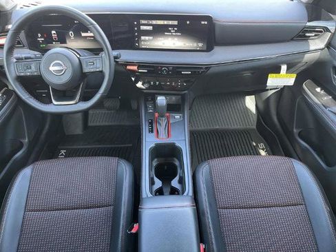 Certified 2025 Nissan Kicks SR w/ SR Premium Package FWD image 2