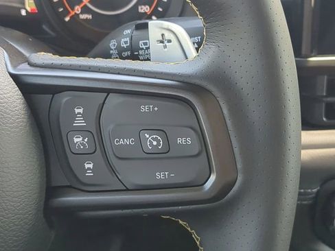 New 2025 Jeep Wrangler Unlimited Rubicon 392 image 31