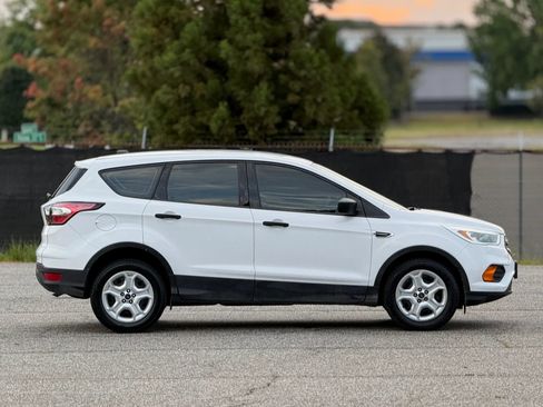 Used 2017 Ford Escape S FWD image 7
