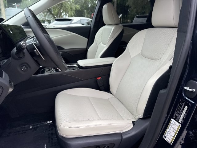 Certified 2024 Lexus RX 350 FWD w/ Accessory Package (K3) image 11