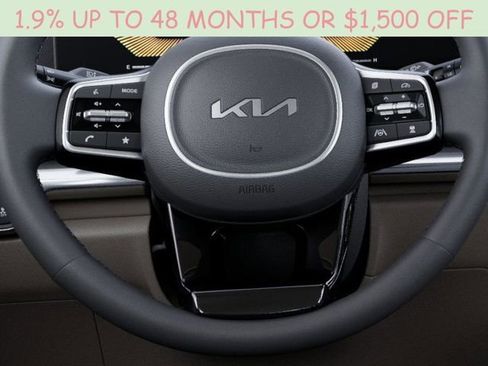 New 2026 Kia Carnival FWD image 23