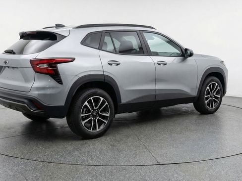 Used 2025 Chevrolet TrailBlazer LT image 9