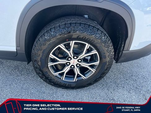 New 2026 GMC Acadia AT4 w/ Super Cruise Package AWD/4WD image 9