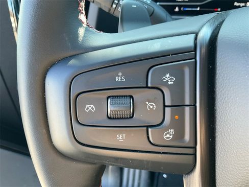 Used 2025 GMC Sierra 1500 AT4X image 29