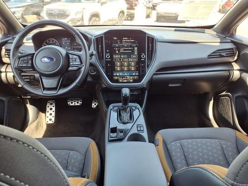 Used 2025 Subaru Crosstrek 2.5i Sport AWD/4WD image 2