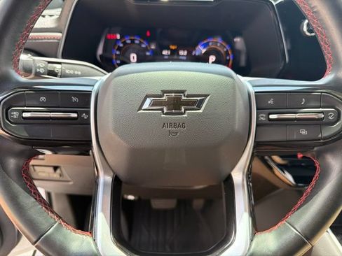 Used 2024 Chevrolet Colorado Z71 w/ Z71 Convenience Package 2 AWD/4WD image 25