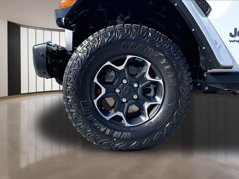 Used 2022 Jeep Wrangler Unlimited Rubicon 4xe w/ Steel Bumper Group AWD/4WD image 32