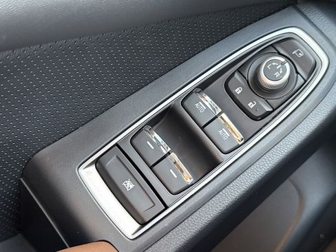 New 2026 Subaru Ascent Touring image 24