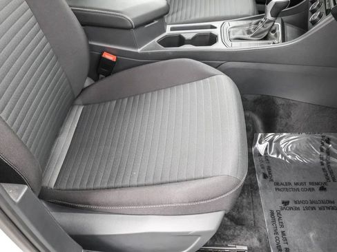 Used 2024 Volkswagen Jetta S image 36