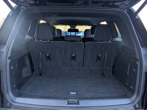 Used 2025 GMC Acadia Elevation image 19