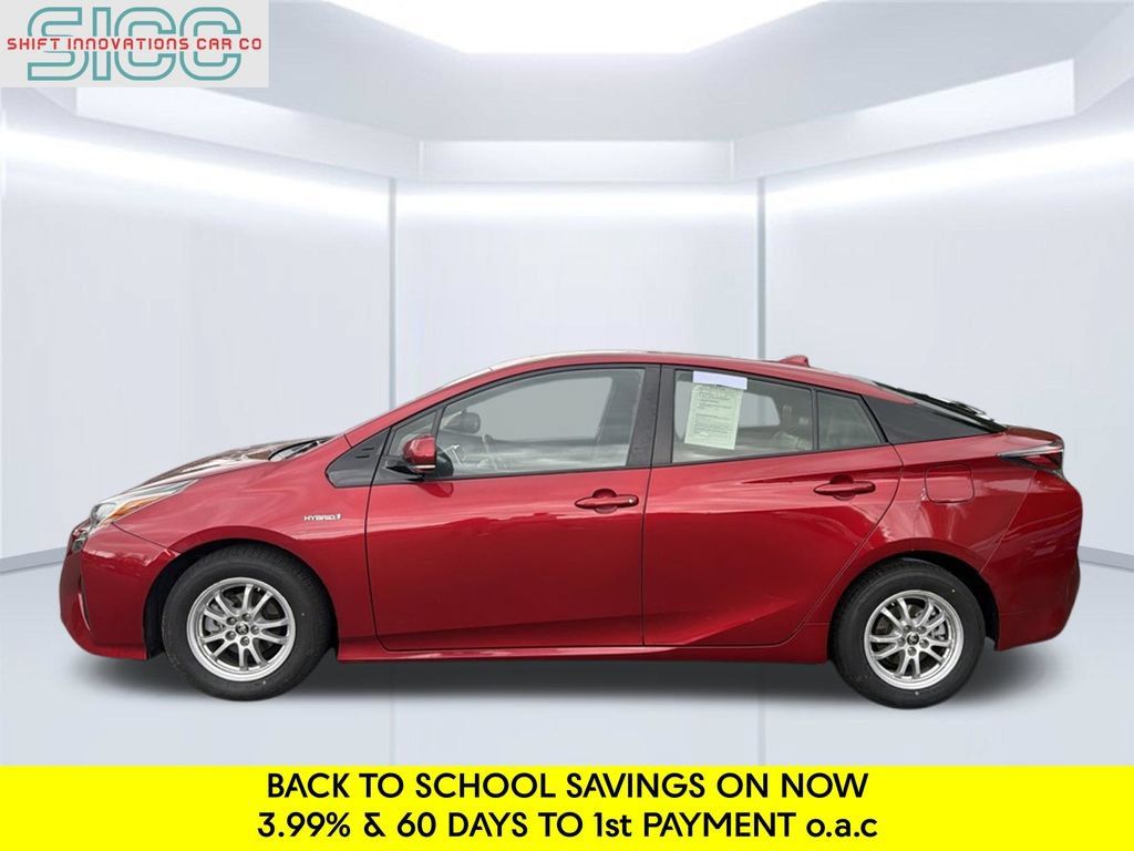 Used 2017 Toyota Prius Four w/ Advanced Technology Package FWD image 3