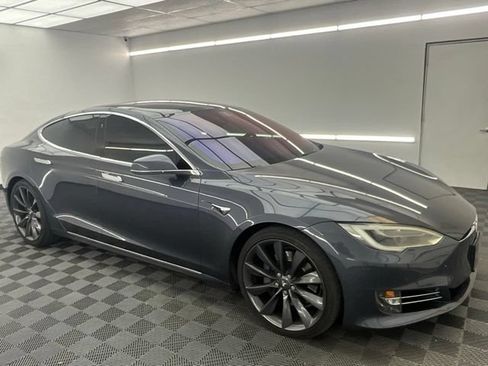 Used 2017 Tesla Model S AWD image 3