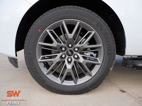 New 2026 Ford Expedition Max Platinum w/ Stealth Appearance Package image 9