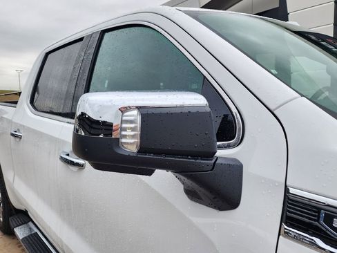 New 2026 GMC Sierra 1500 SLT w/ X31 Off-Road Package AWD/4WD image 12