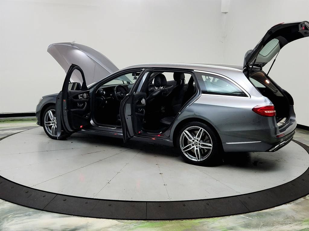 Used 2018 Mercedes-Benz E 400 4MATIC Wagon image 12