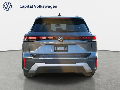 New 2026 Volkswagen Tiguan SE image 4