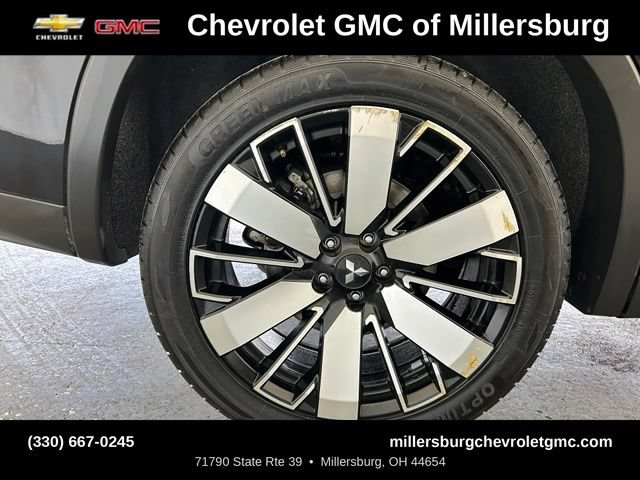 Used 2025 Mitsubishi Outlander SE AWD/4WD image 17