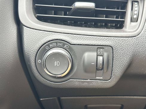 Certified 2019 Buick Envision Preferred AWD/4WD image 25
