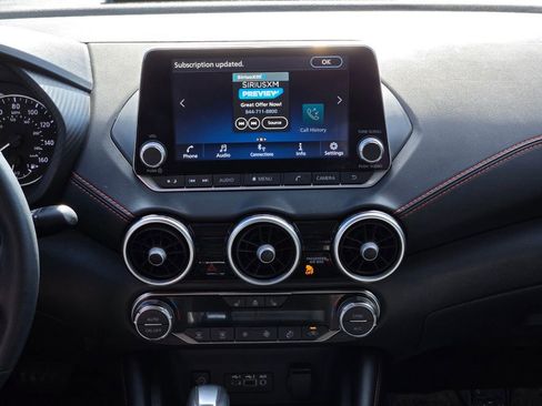 Used 2024 Nissan Sentra SR w/ SR Premium Package image 16