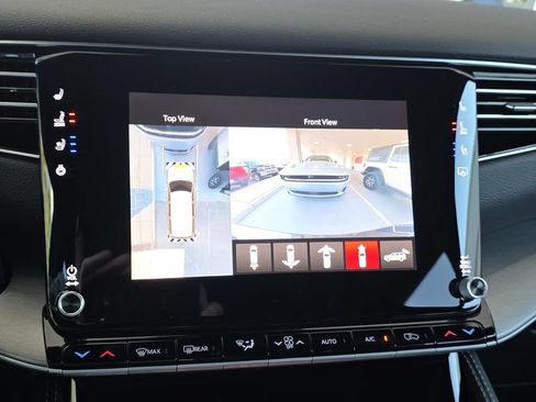 New 2025 Jeep Wagoneer Series II AWD/4WD image 22