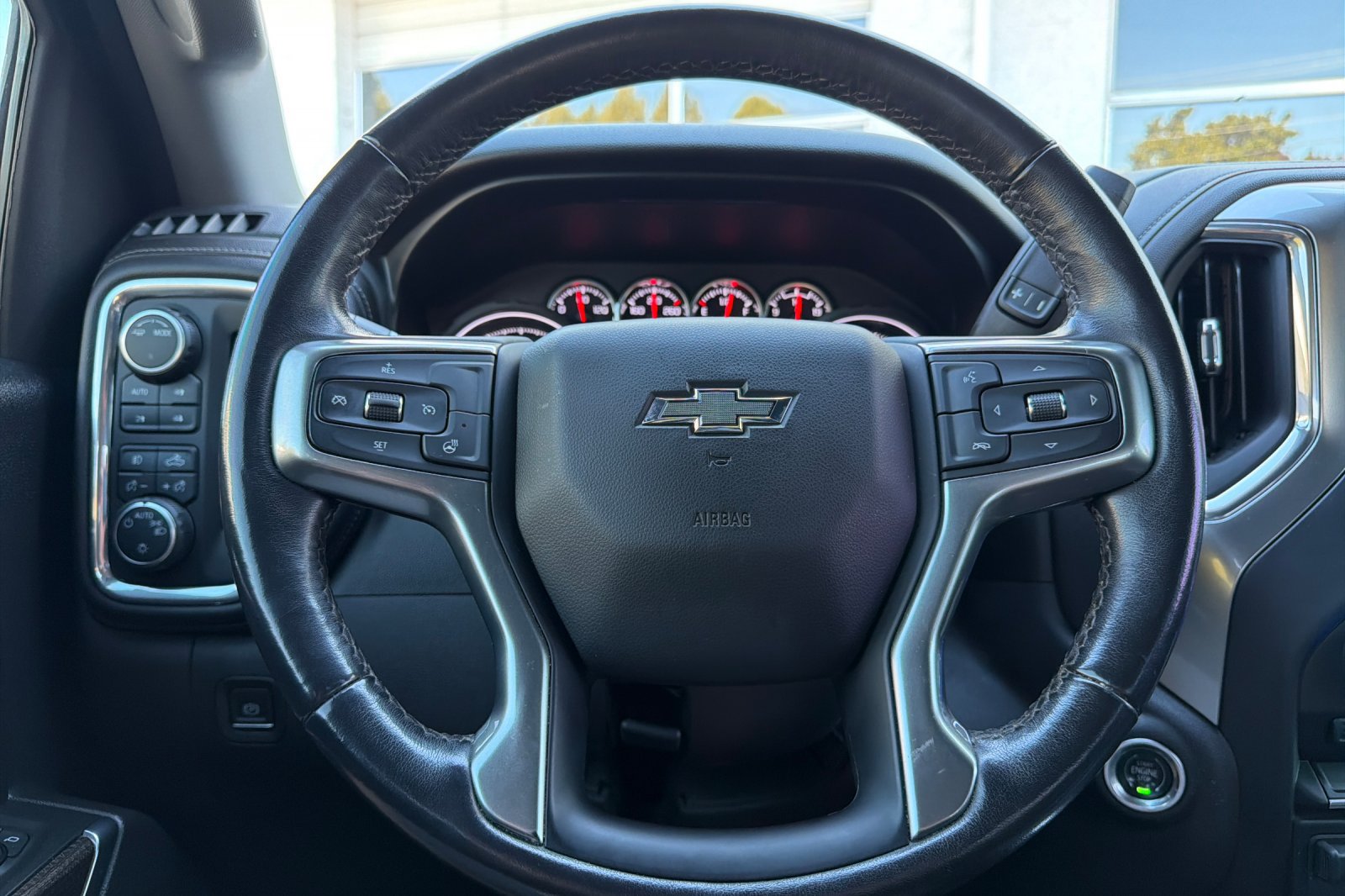 Used 2021 Chevrolet Silverado 1500 LT Trail Boss w/ Bed Protection Package AWD/4WD image 22