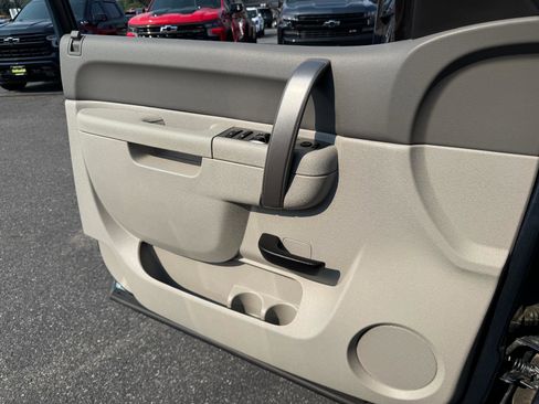 Used 2012 Chevrolet Silverado 2500 LT w/ Interior Plus Package image 26