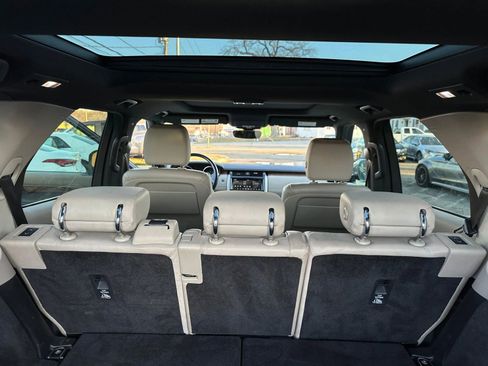 Used 2017 Land Rover Discovery HSE image 53