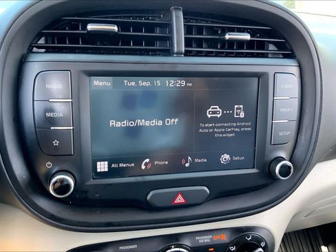 Used 2024 Kia Soul LX w/ Option Group 015 FWD image 30