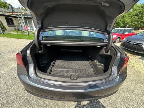 Used 2017 Acura TLX w/ Technology Package FWD image 31