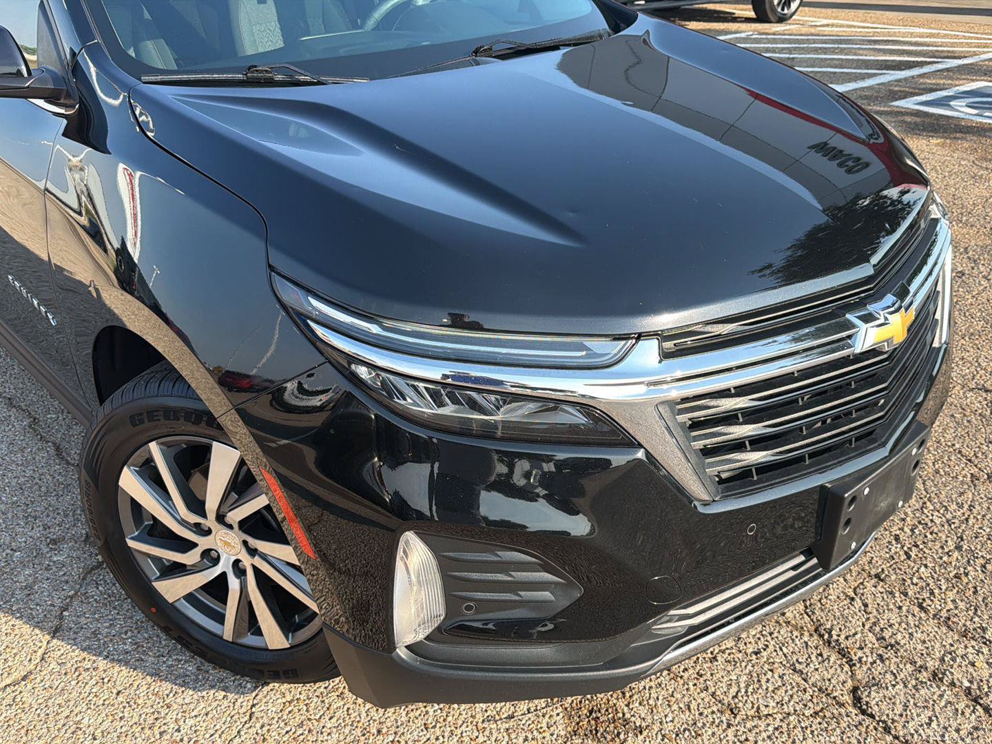 Used 2024 Chevrolet Equinox LT FWD image 7