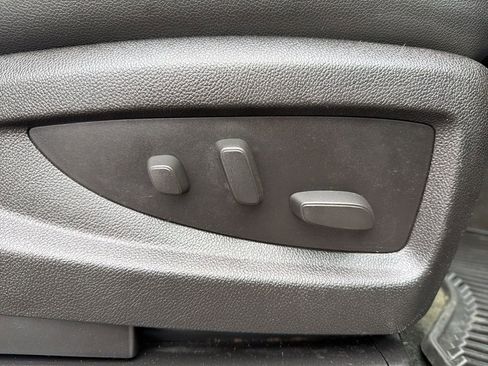 Used 2014 GMC Sierra 1500 SLT w/ Suspension Package, Off-Road image 27