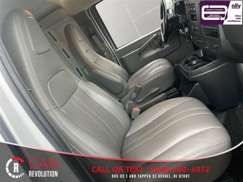 Used 2021 Chevrolet Express 2500 Extended w/ Driver Convenience Package RWD image 20