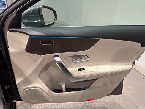 Used 2022 Mercedes-Benz A 220 4MATIC image 45