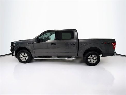 Used 2018 Ford F150 XLT image 4