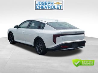 Used 2025 Kia K4 FWD video 3