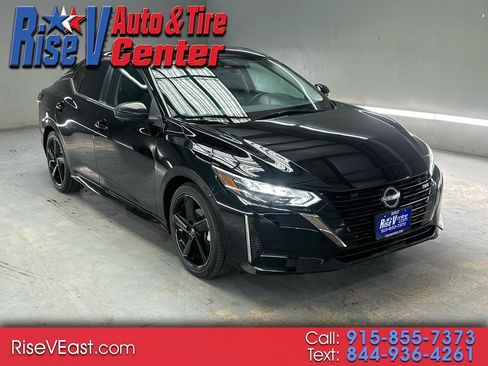 Used 2024 Nissan Sentra SR w/ SR Premium Package FWD image 1