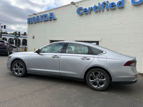 Used 2024 Honda Accord EX image 3