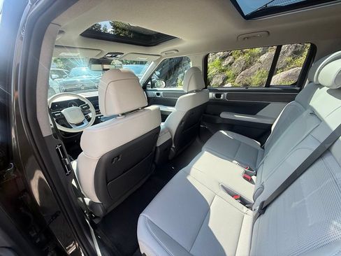 Certified 2026 Hyundai Santa Fe Limited AWD/4WD image 21