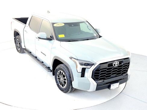 Used 2025 Toyota Tundra SR5 image 13