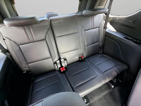 Used 2025 Chevrolet Tahoe RST w/ Comfort Package AWD/4WD image 19