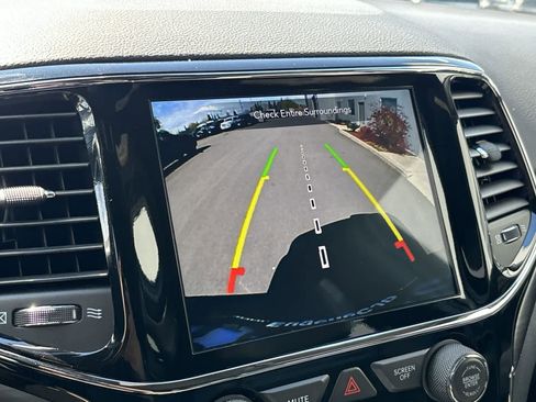 Certified 2020 Jeep Grand Cherokee Altitude AWD/4WD image 24