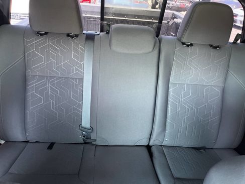 Used 2018 Toyota Tacoma TRD Off-Road image 29