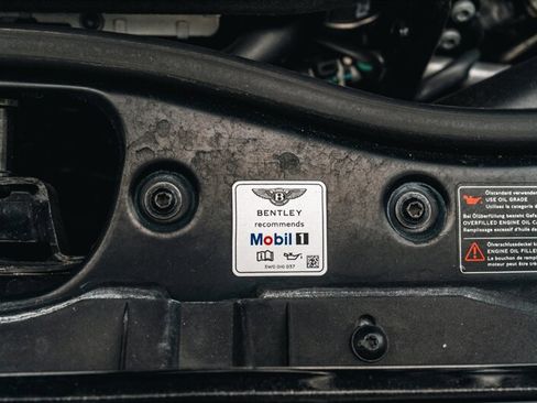 Used 2017 Bentley Continental GT image 35