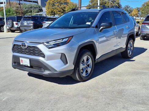 Certified 2025 Toyota RAV4 LE image 1