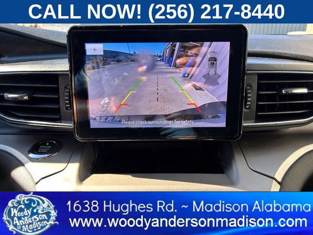 Used 2021 Ford Explorer XLT w/ Equipment Group 202A AWD/4WD image 14
