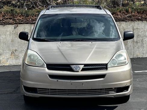 Used 2004 Toyota Sienna image 7