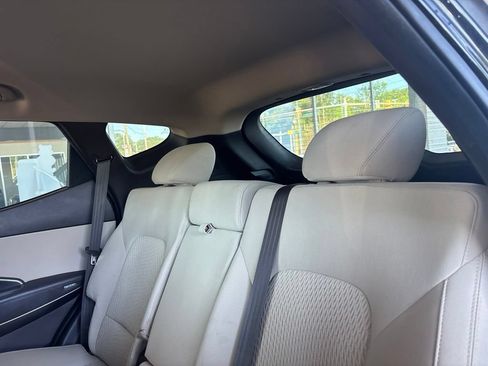 Used 2018 Hyundai Santa Fe Sport w/ Cargo Package FWD image 11